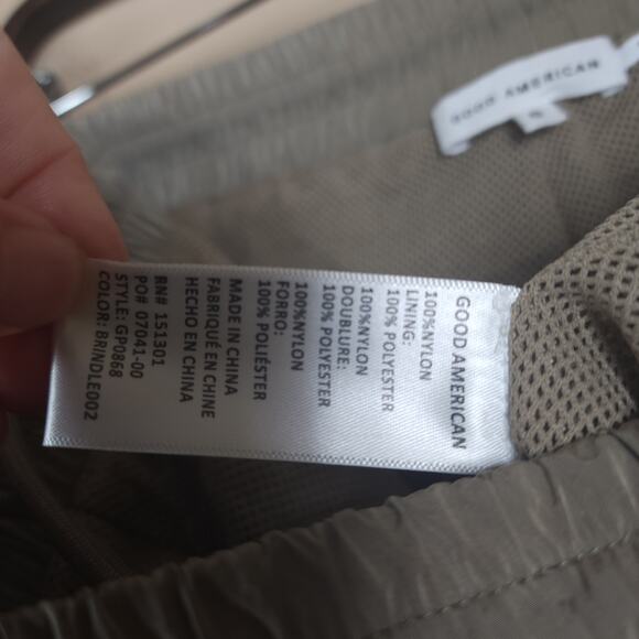 Good American Essential Nylon Track Pants in Brindle Size 3X - Picture 9 of 11